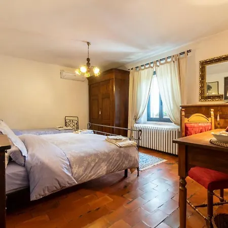Podere Calvanella Bed & Breakfast *
