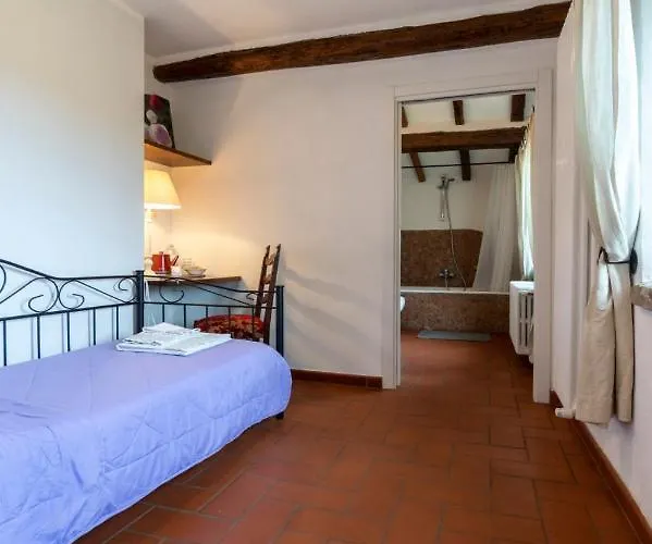 לינה וארוחת בוקר Il Podere Calvanella 3*